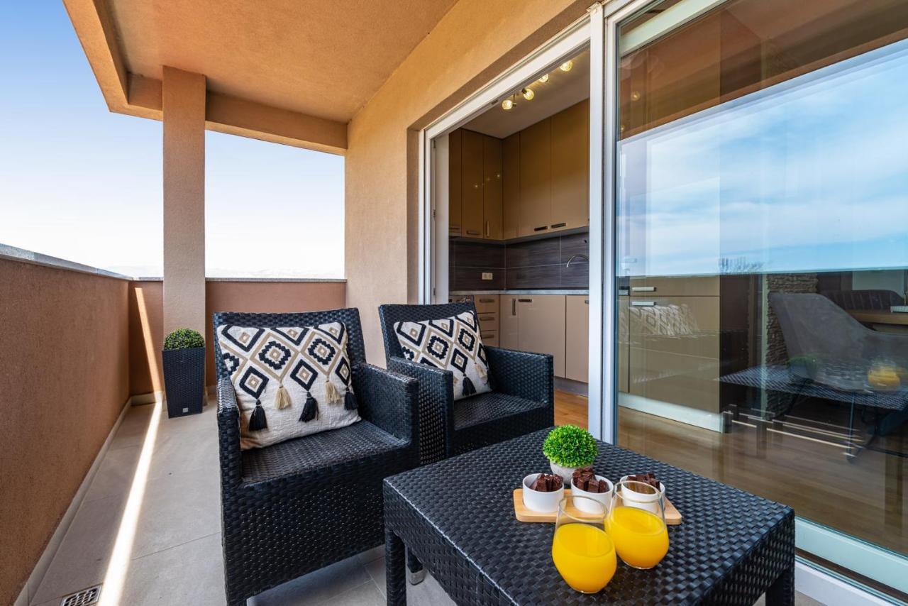 Lipotica - Luxury, With Sea View Apartamento Nin Exterior foto