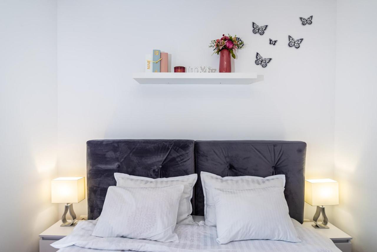 Lipotica - Luxury, With Sea View Apartamento Nin Exterior foto